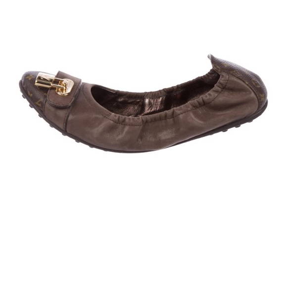 Louis Vuitton Monogram Lockit Ballet Flats - Picture 4 of 6